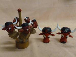Salt & Pepper Shaker Set