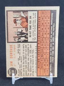 lot 50 image: 1962 Topps Baseball Cards (10) Lot