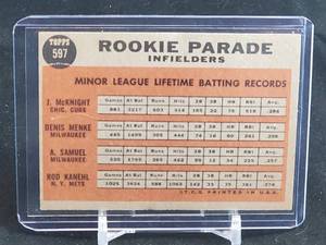 lot 73 image: 1962 Topps Baseball Rookie Parade Card #597 SHORT PRINT