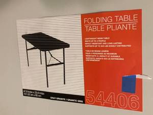 lot 101 image: Poly Table