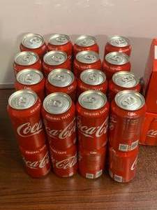 lot 35 image: Coca-Cola