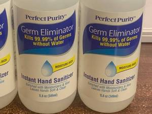 lot 25 image: Hand Sanitizer