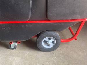 lot 2 image: Utility Cart