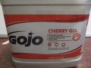 lot 118 image: Gojo Cherry Pumice Gel