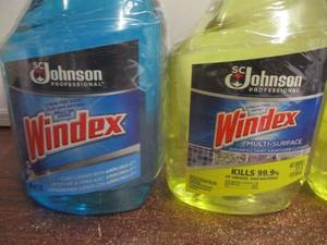 lot 121 image: Windex