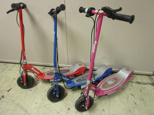 lot 727 image: RAZOR ELECTRIC SCOOTERS