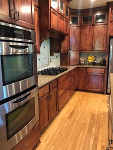 lot 7005 image: COMPLETE CUSTOM KITCHEN WITH APPLIANCES