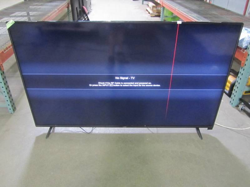 lot 52 image: VIZIO 70 Class E-Series 4K (2160P) Ultra HD HDR Smart LED TV (E70-F3)