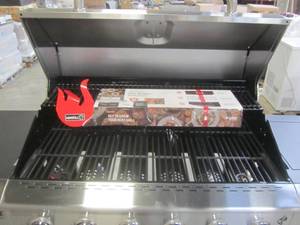 lot 209 image: Nexgrill Deluxe 6-Burner Propane Gas Grill in Black with Side Burner 720-0898