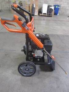 lot 8 image: Generac 3100 PSI 2.5 GPM Electric Start Residential Pressure Washer 7143
