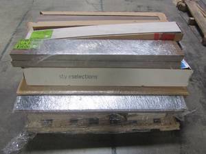 lot 323 image: WHOLESALE MIXED PALLET OF MISCELLANEOUS FLOORING AND TILE