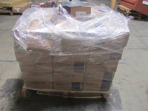 lot 325 image: WHOLESALE MIXED PALLET OF ARMSTRONG IMPERIAL TEXTURE FLOORING