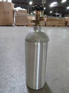 lot 401 image: Kegerator Luxfer Aluminum 5 lb. Co2 Tank, CYL-5-AL-CO2 - NEW