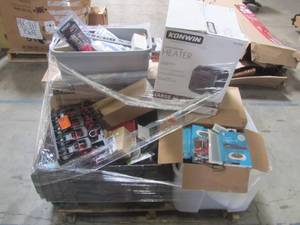 lot 116 image: WHOLESALE MIXED PALLET OF SMALL GARAGE ITEMS AND HOUSEWARES