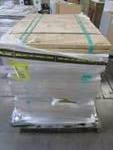 lot 510 image: Entire Pallet of Wood Decking Boards -1.5 x 5.5 x 32-14 - 2140430