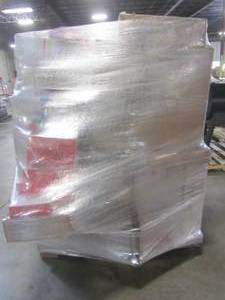 lot 524 image: WHOLESALE MIXED PALLET OF SMALL GARAGE ITEMS AND HOUSEWARES