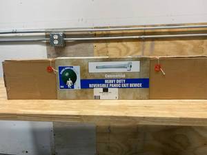 lot 2 image: GLOBAL DOOR CONTROLS heavy duty reversible panic exit device