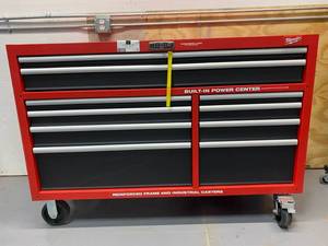 lot 31 image: MILWAUKEE High Capacity 56 in. 10-Drawer Roller Cabinet Tool Chest