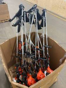 lot 40 image: ECHO Lot of 14 weed Trimmers