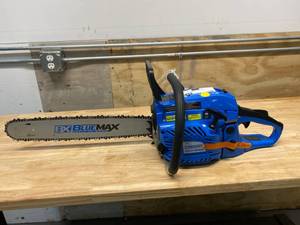 lot 48 image: BLUE MAX 20 in. 52cc Gas Chainsaw
