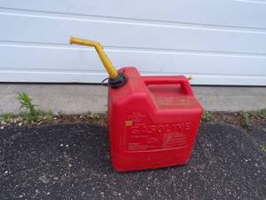 lot 76 image: 6 Gallon Gas Can