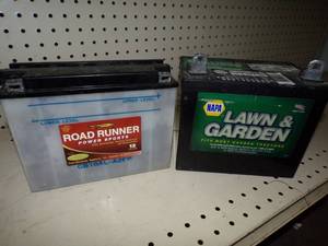 lot 87 image: Pair of 12v Batteries