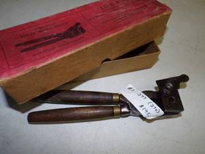 lot 17 image: Lead Bullet Mold .227 (270) Cal