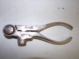 lot 25 image: Lead Bullet Mold 250 SAV