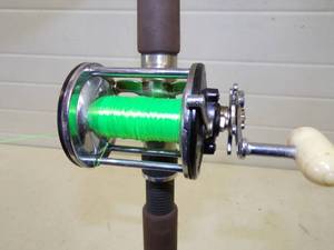 lot 53 image: Heavy Duty Fishing pole with reel