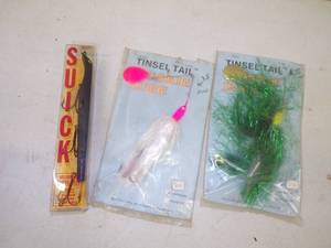 lot 56 image: 3 Musky Fishing Lures