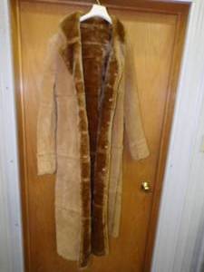 lot 63 image: Leather Ranchers Coat Medium