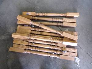 lot 104 image: 12 Wood Spinals