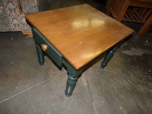 lot 155 image: Side Table