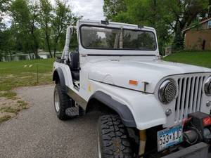 lot 2 image: 1959 Willys Jeep