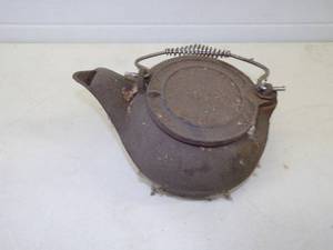 lot 223 image: Cast Iron Tea Pot