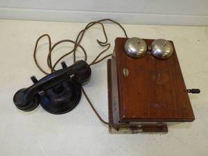 lot 235 image: Vintage Telephone