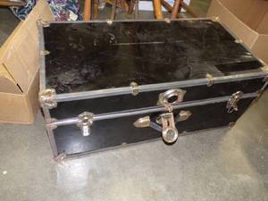 lot 245 image: Vintage Trunk
