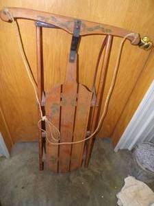 lot 294 image: Vintage Sled