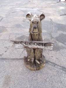 lot 309 image: Chainsaw Bear Welcome Sign