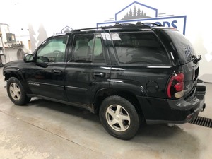 lot 4 image: 2004 Chevy Trailblazer LT 4x4 -No Reserve-