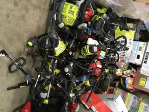 lot 10 image: PALLET OF OUTDOOR RYOBI , HOMELITE TOOLS SEE PICS