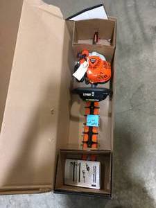 lot 41 image: ECHO 20 in. 21.2 cc Gas 2-Stroke Cycle Hedge Trimmer SEE PICS