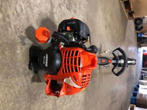 lot 43 image: ECHO 21.2 cc 17 in. Gas 2-Stroke Cycle PAS Straight Shaft Trimmer In working condition