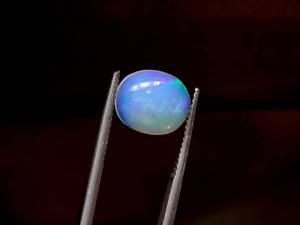 lot 30G image: Mystical 2.35 Carat Cabochon Welo Opal Loose