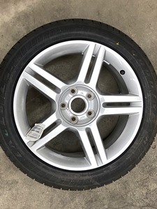lot 6 image: (1) Audi Wheel & Tire