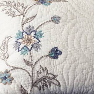 Belport WhiteGray Floral King Cotton Embroidered Quilt, 50531Q-K-WHIGRAY - NEW