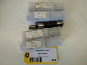 lot 293 image: (5) Asstd R8 Tool Holders...