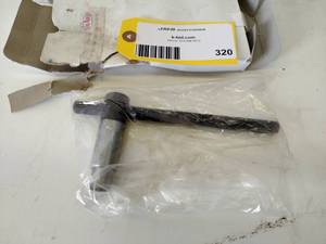 lot 320 image: 12 Self Ejecting Chuck Key...