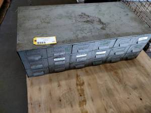 lot 333 image: 18 Drawer Parts Cabinet, 34x17x11...