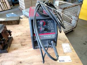 lot 344 image: Lincoln Weld-Pak 100 Wire Feed Weld...